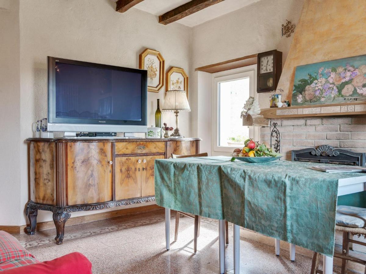 Soulful Holiday Home In Modena Wth Garden Buitenkant foto