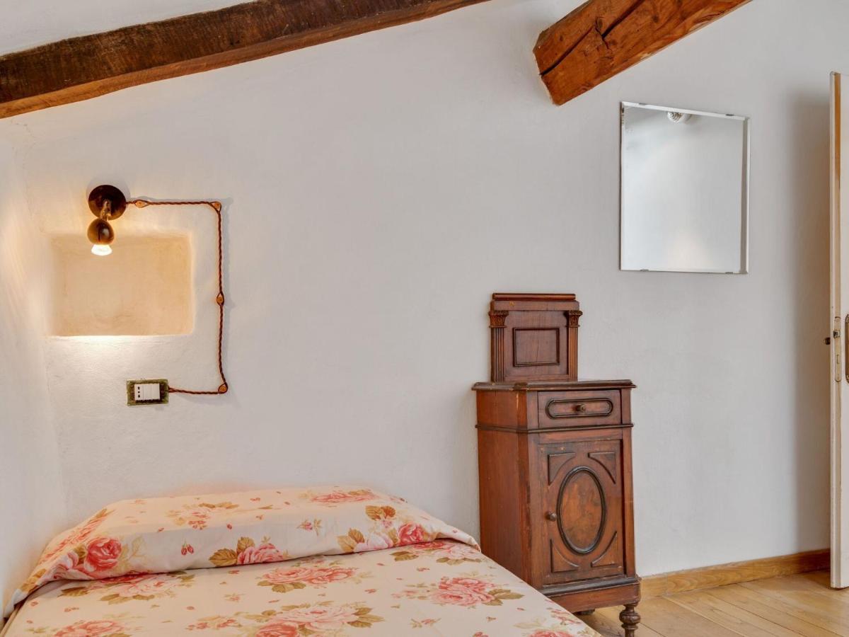 Soulful Holiday Home In Modena Wth Garden Buitenkant foto
