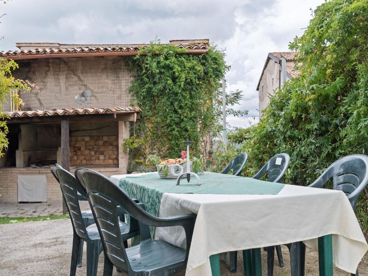 Soulful Holiday Home In Modena Wth Garden Kamer foto